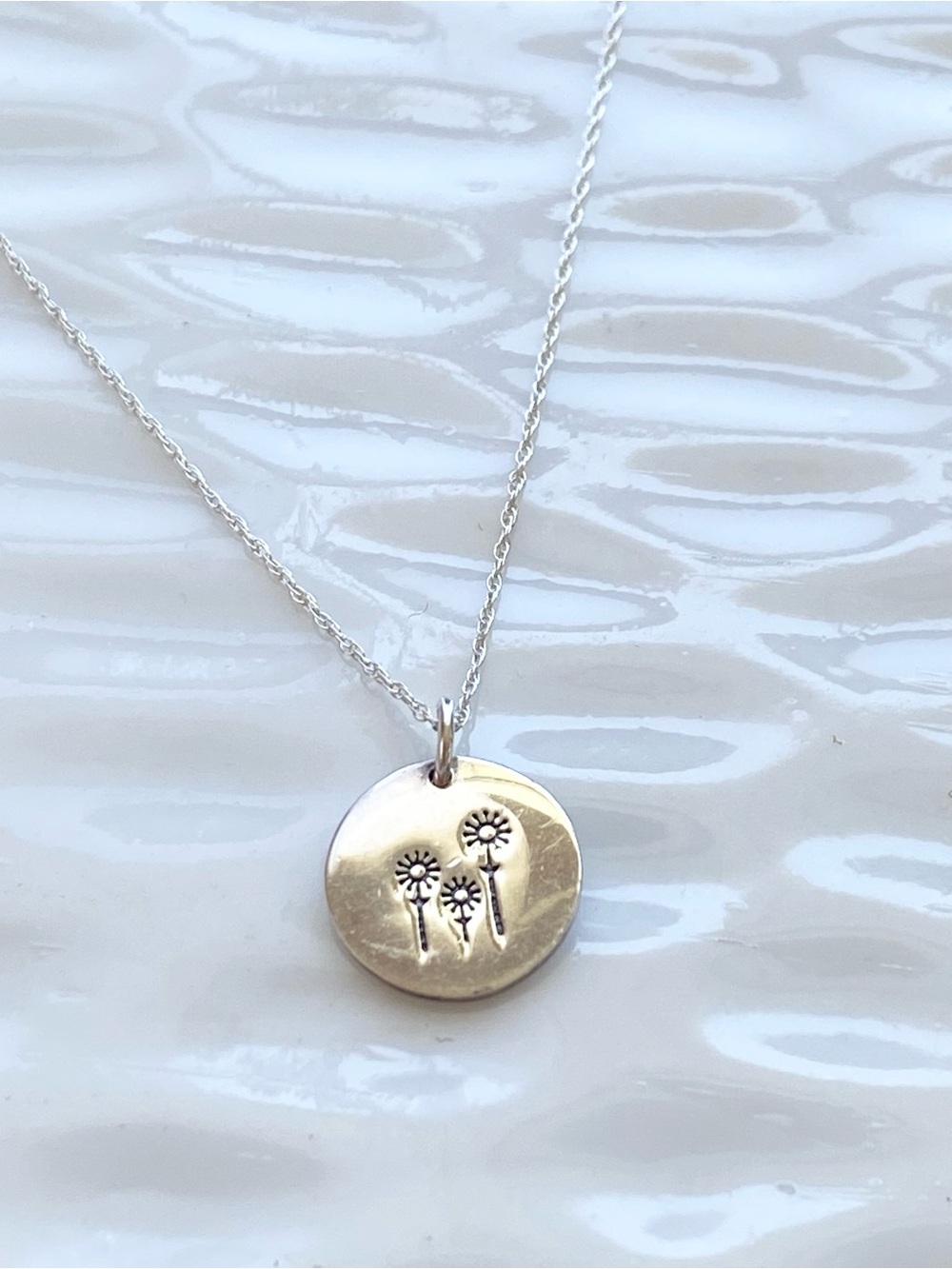 Sterling Silver Dandelion Disc Pendant Necklace 16” inches - Picture 2 of 7